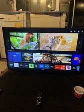 relatively New LG 43UM7400PLB