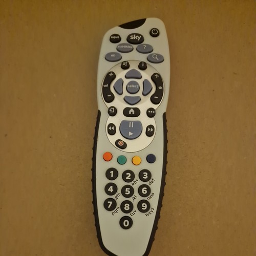Sky easy grip remote - sky, q