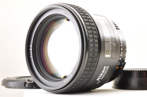 Nikon nikkor 85mm 8 - af,