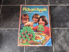 Pick-An-Apple Boardgame 1982 Ravensburger 2 to 4 Players Excellent condition 