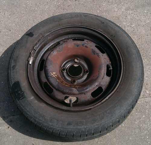 Peugeot 207 2008 - 4, hole