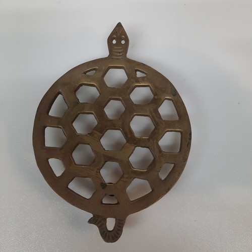 Brass turtle hot plate plant - brass,