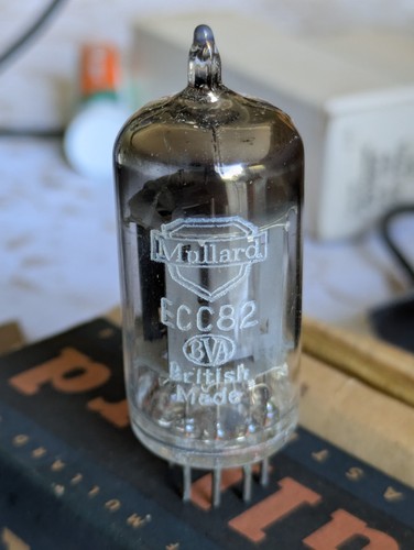 Mullard ecc82 k61 - mullard,