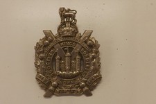 ORIGINAL MILITARY BADGE THE KING'S OWN SCOTTISH BORDERERS 6.25CM X 4.75CM (163)