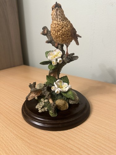 Country artists bird figurines - country,