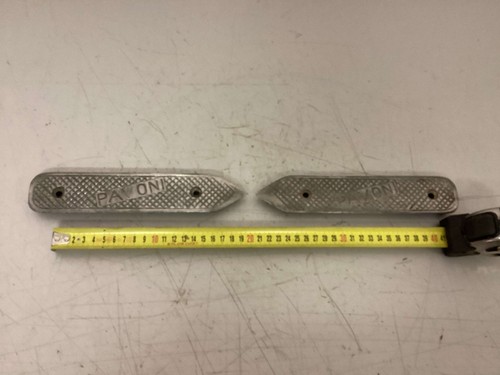 Pair footrests for - of,