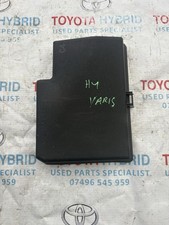 TOYOTA  YARIS HYBRID FUSE BOX