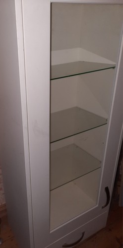 Displayed wickes kitchen - displayed, l