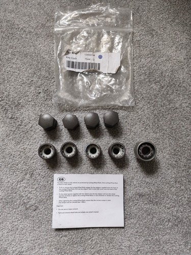Vauxhall astra locking wheel - k,