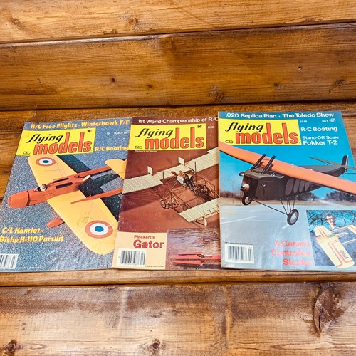 Vintage 1977 flying - 1977,