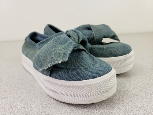 Guess womens size - by, m
