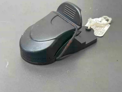 Vintage mouse trap 1990s - mouse,