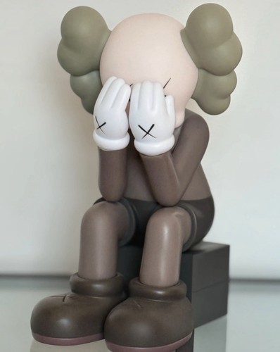Kaws vinyl figure statue - kaws,