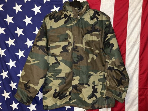 Woodland camouflage field - woodland,