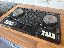 Native Instruments Traktor Kontrol S4 Mk3
