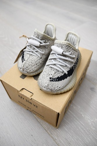 Adidas yeezy boost - 350, v2