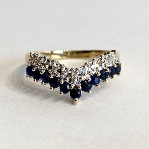 Sapphire diamond ring 9ct - &,