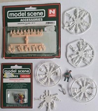 Asstd lot of model figures N gauge- HO/OO and other scale - Model Scene/Slaters