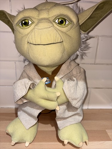 Star wars talking yoda - star,