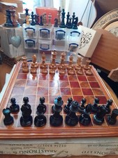 Stylish Staunton Wooden Chess