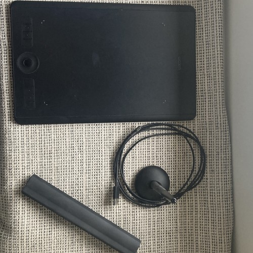 Wacom intuos pro pth 660 - wacom,