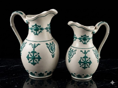 Antique jugs reproduction - x,