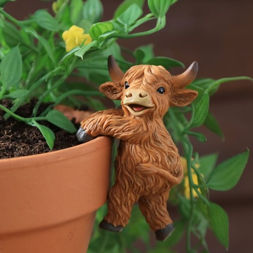 Highland cow plant pot - cow, hanger