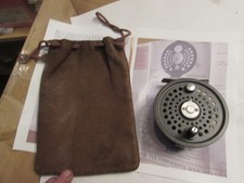 excellent orvis battenkill disc drag 7/8 trout fly fishing reel + pouch