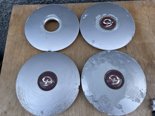 Jaguar alloy wheel centre - jaguar,