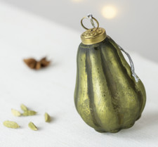 Pear Green Bauble, Hanging