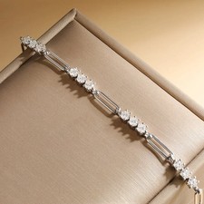 1.8ct Round Cut Lab‑Created