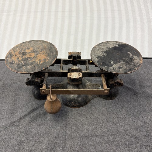 Antique detecto scale - no.,
