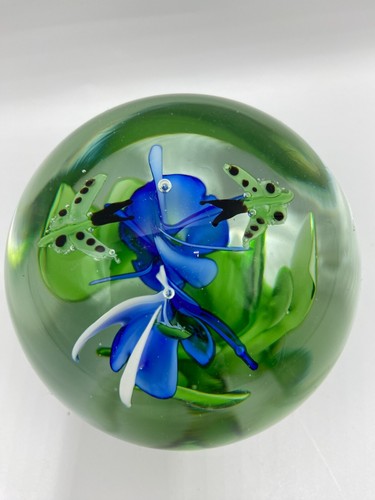 Hand blown glass - , paperweight