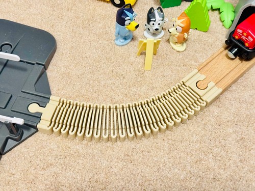 Flexible wooden train track - wooden,