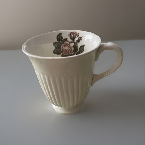 Small antique wedgwood - wedgwood, of