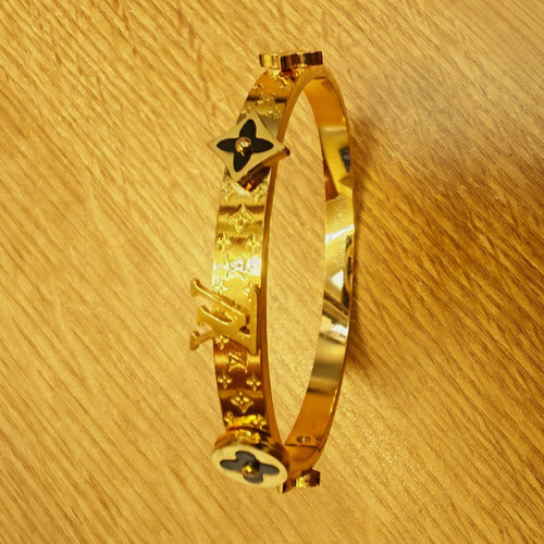 Louis vuitton signed gold tone - vuitton, gold-tone