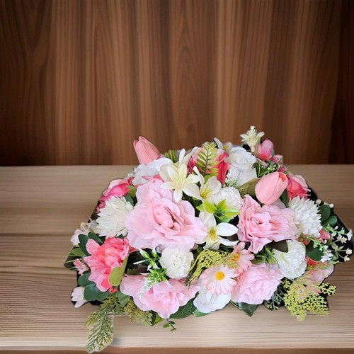 Artificial pink white - pink, green
