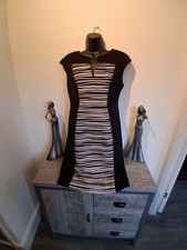 Connect Apparel, Ladies Size 6