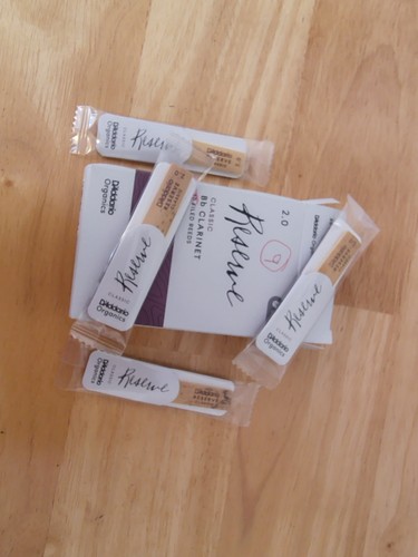 Flat clarinet reeds - flat,