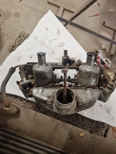 Twin carbs on 12g299 - su,, carbs,