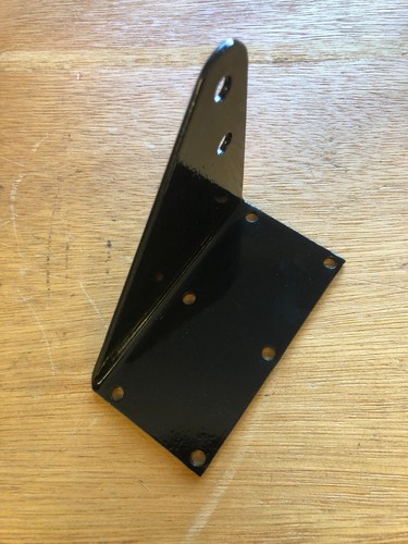 Land rover reservoir mounting - land,