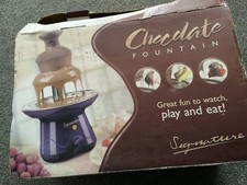 CHOCOLATE FONDUE FOUNTAIN BY