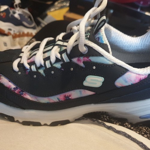 Skechers women size 6 - skechers,