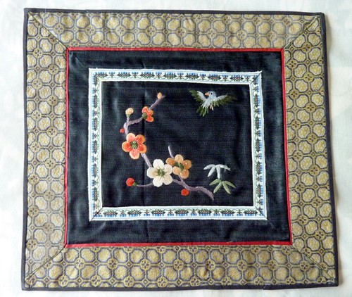 Beautiful delicate collectable - beautiful,
