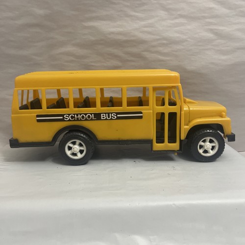 Vintage american plastic toys - american,