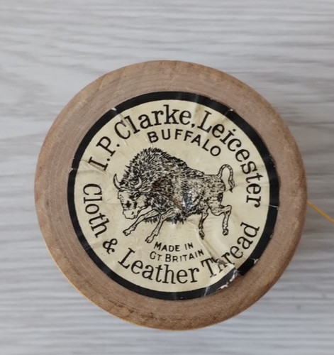 Vintage clarke leicester - l,