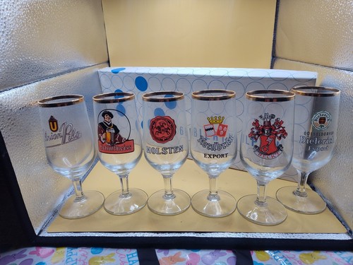 Assorted vintage stemmed - 6,
