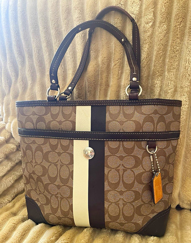 Coach signature monogram - coach,