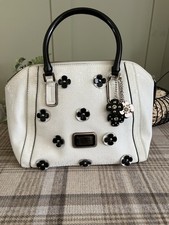 GUESS Women's Bag Black Flower