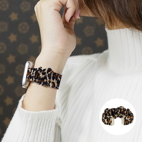 Leopard printed scrunchie - leopard,